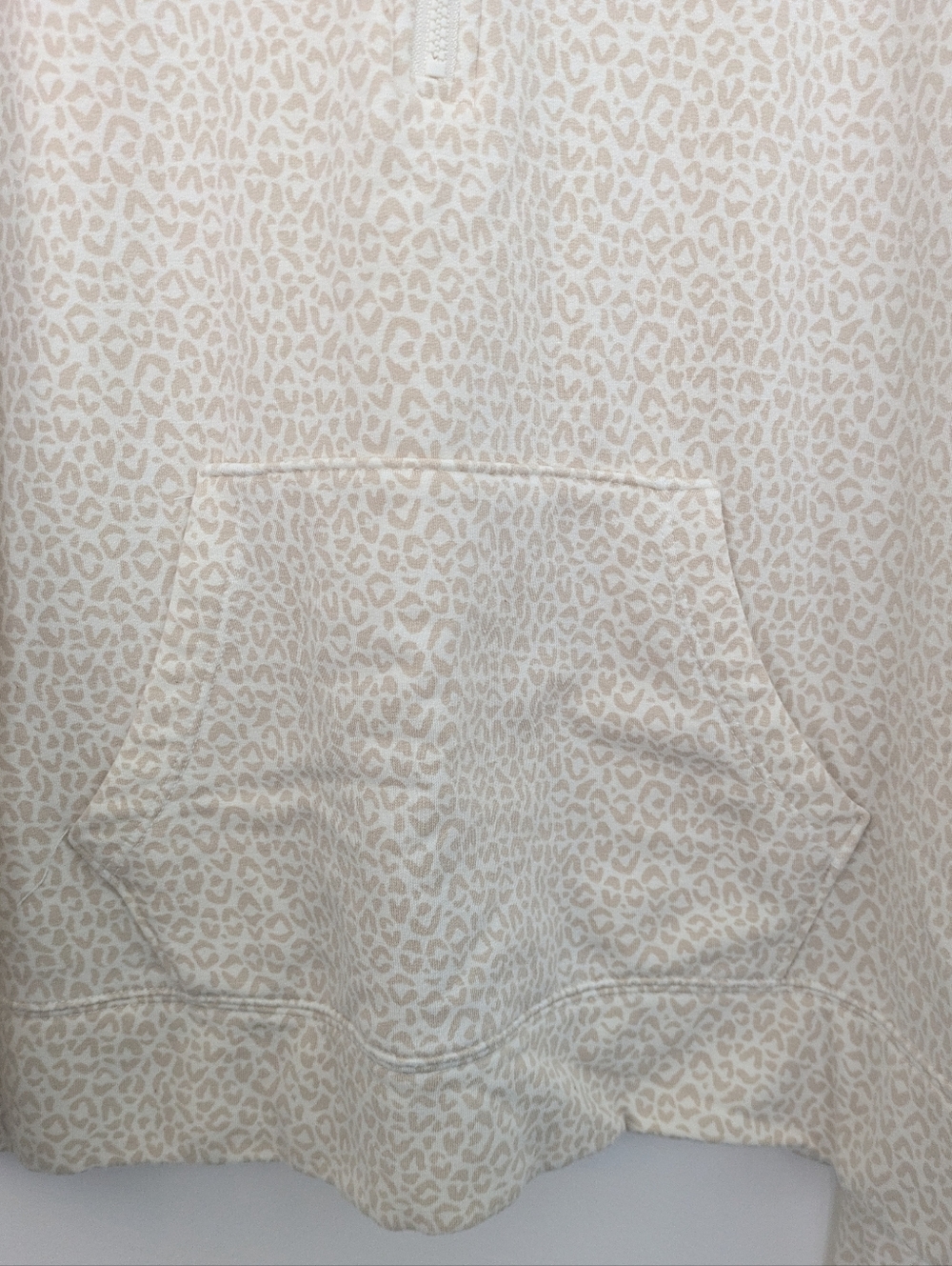 Vineyard Vines Quarter Zip Leopard Cheetah Large Sweatshirt - Picture 4 of 9